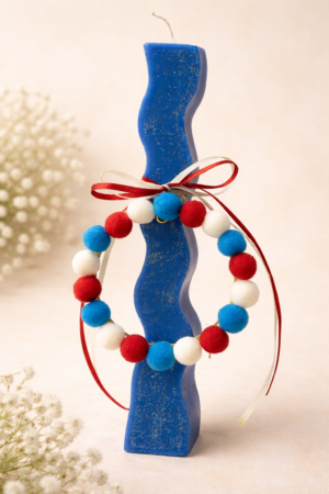 Easter Light with Pom Pom Wreath blue